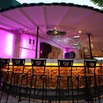 Seahorse Deluxe 酒店 迪迪姆