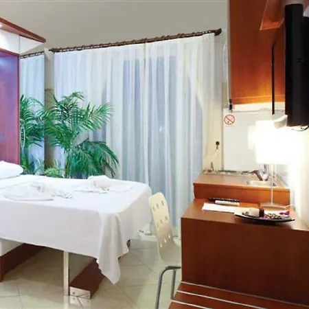 Seahorse Deluxe Hotel