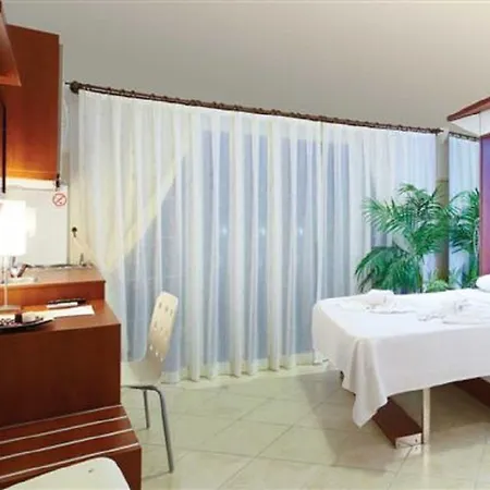 מלון Seahorse Deluxe דידים