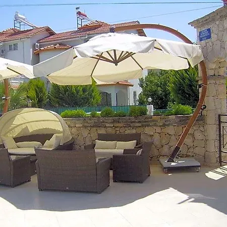 Seahorse Deluxe Hotel 3*